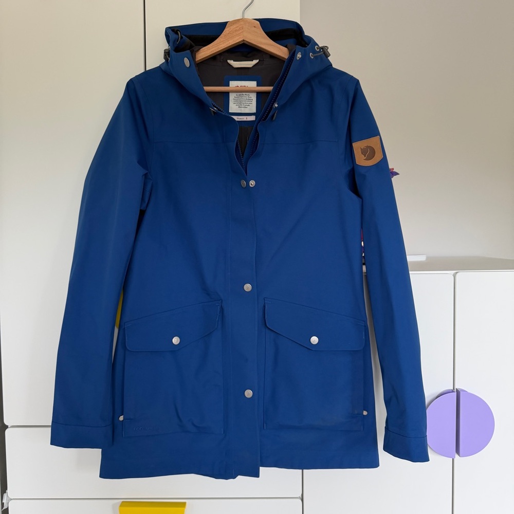 Fjallraven Women's Greenland Eco Shell Jacket - like new